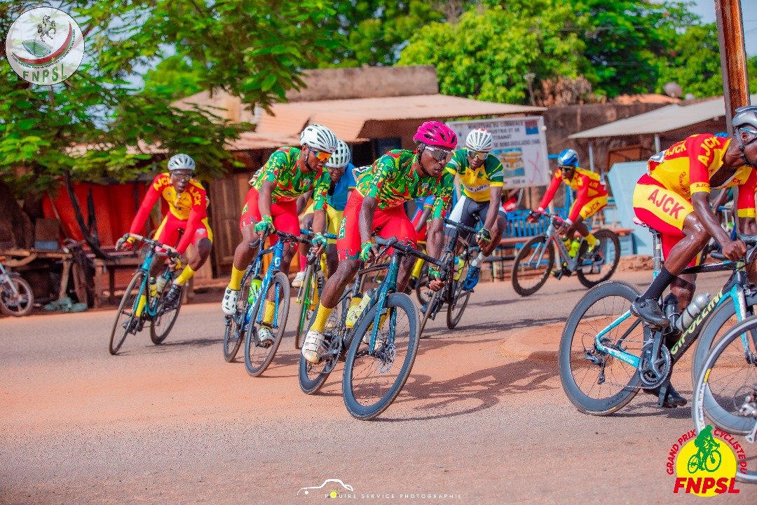 Départ de la course masculine